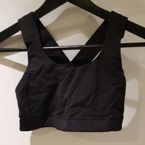 Lululemon size 4 luxtreme sports bra